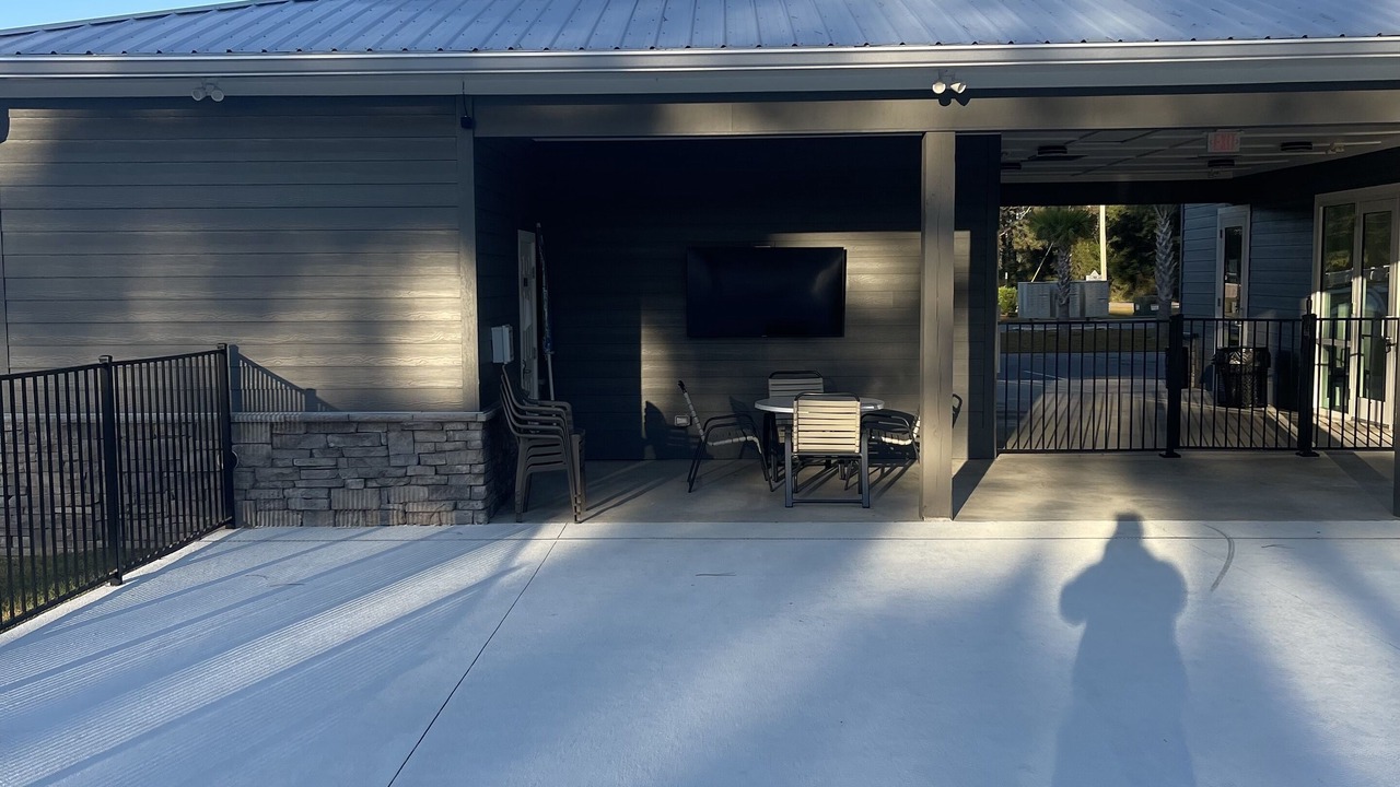 Photo of Outdoor in Oak