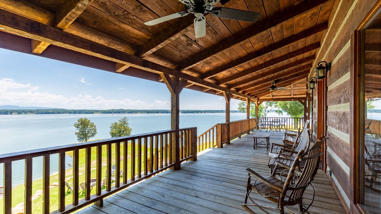 Photo of Outdoor in Baneberry