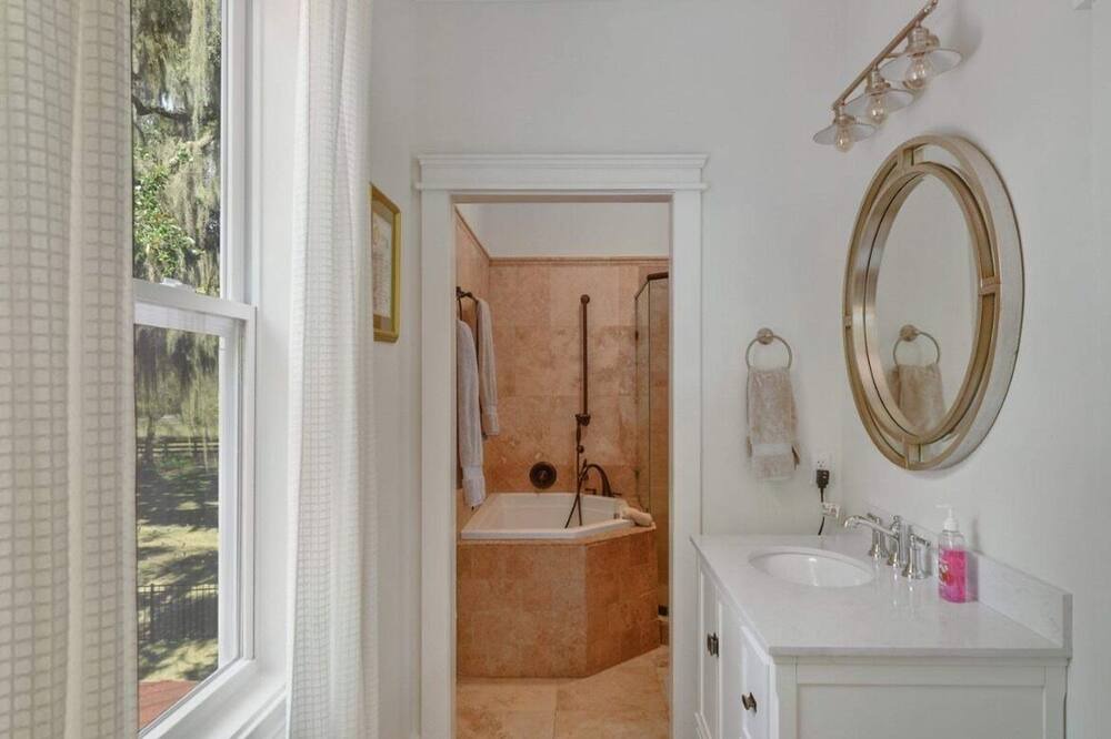 Photo of Bathroom in Brunswick