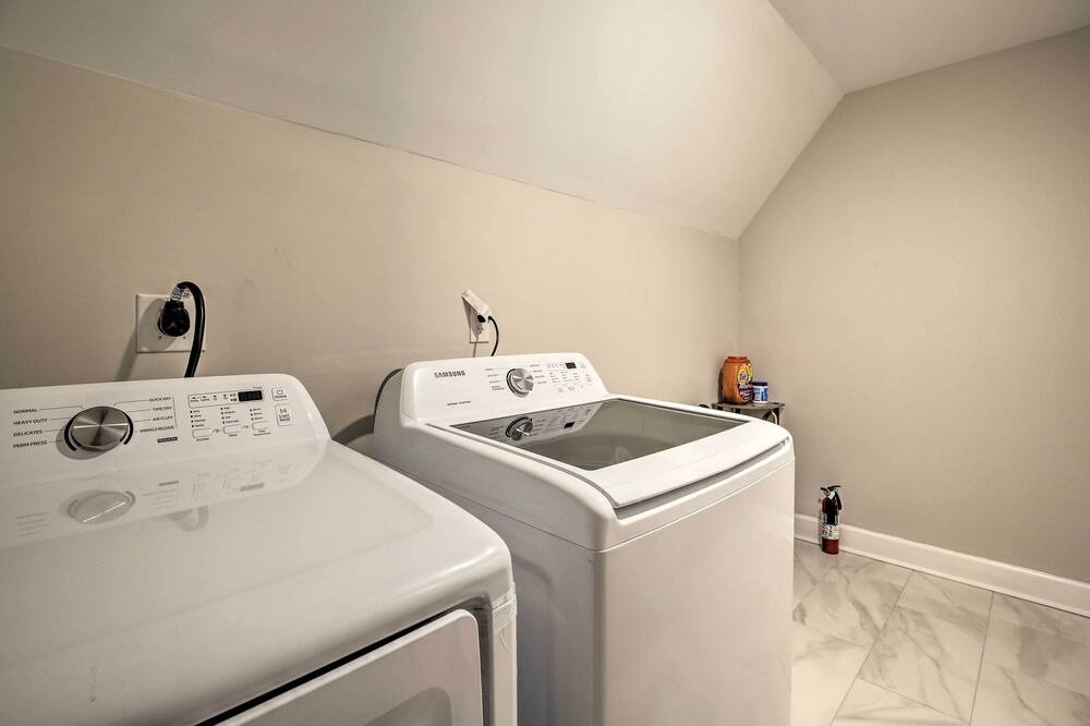 Photo of Bedroom in College Park