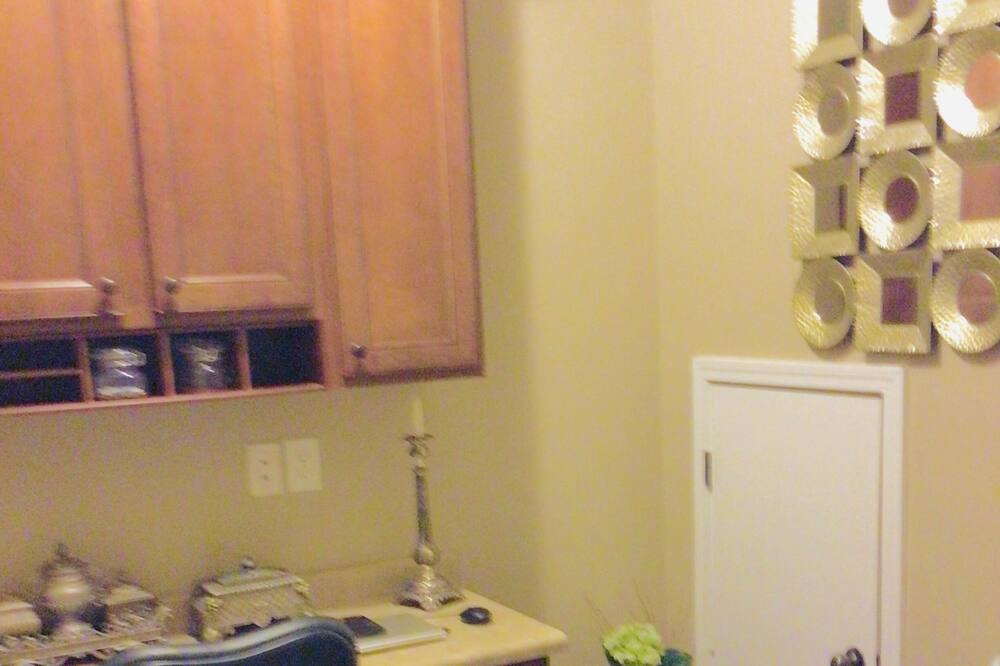 Photo of Bedroom in Town Center