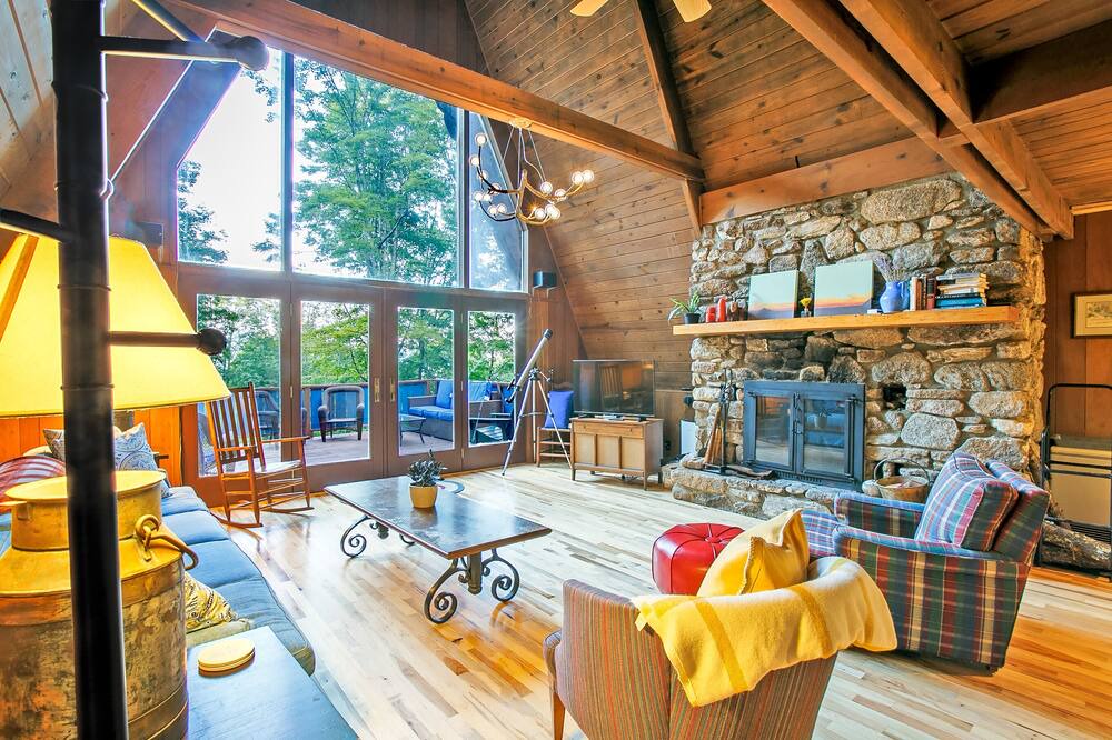 Photo of Livingroom in Wolf Laurel