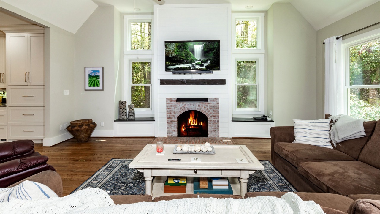 Photo of Livingroom in Lake Toxaway