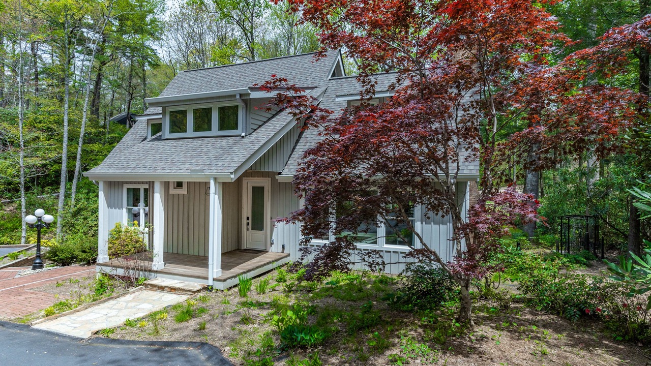 Photo of Outdoor in Lake Toxaway
