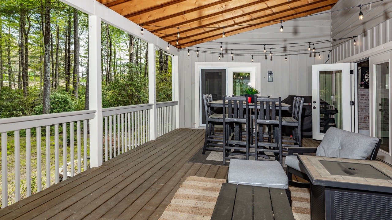 Photo of Outdoor in Lake Toxaway
