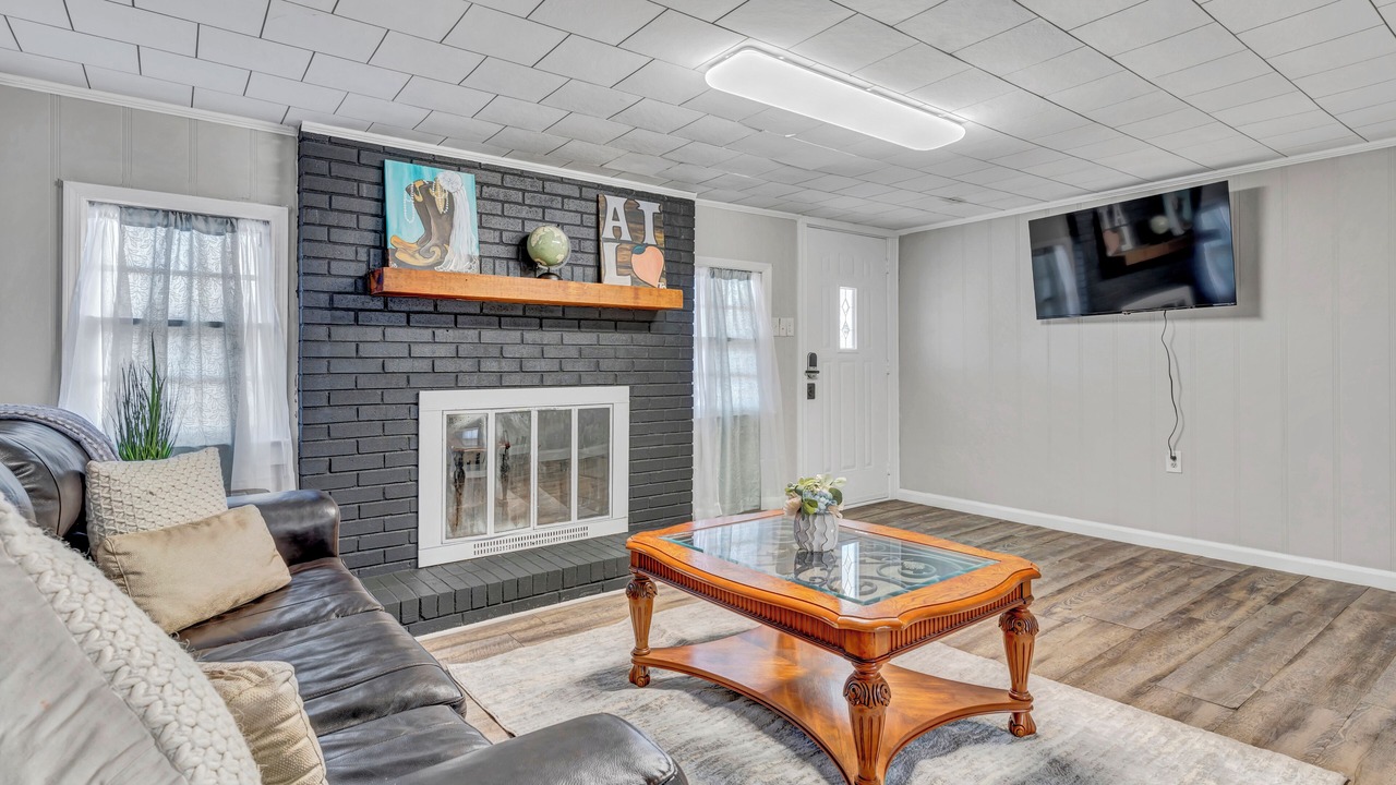 Photo of Livingroom in Powder Springs