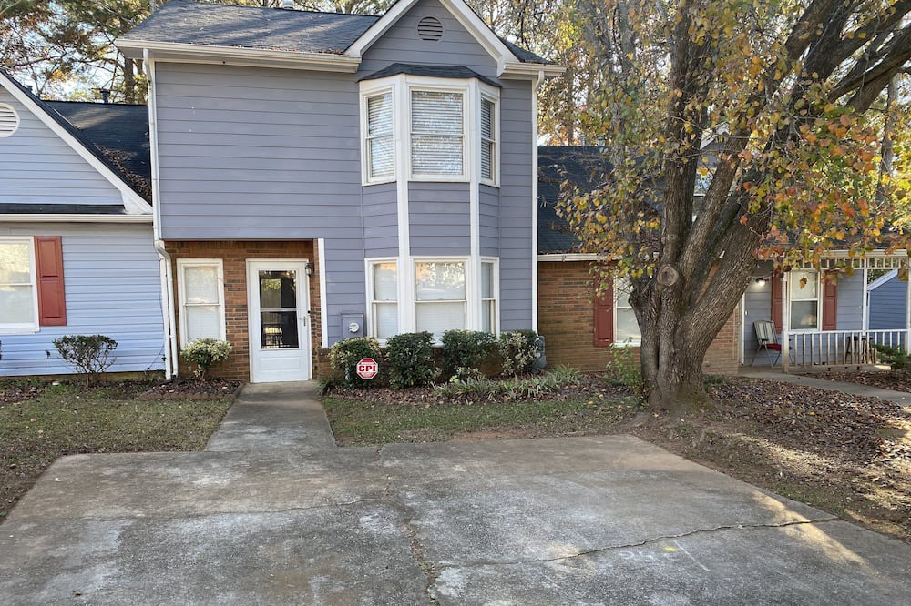 Photo of Outdoor in Riverdale