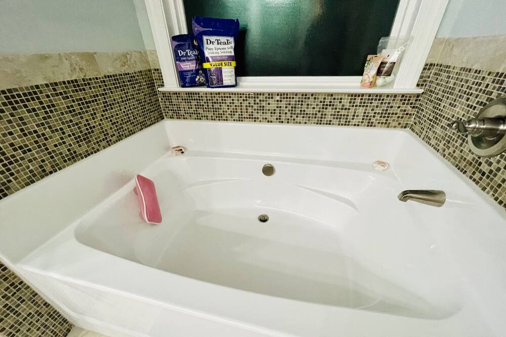 Photo of Bathroom in Canterbury Farms