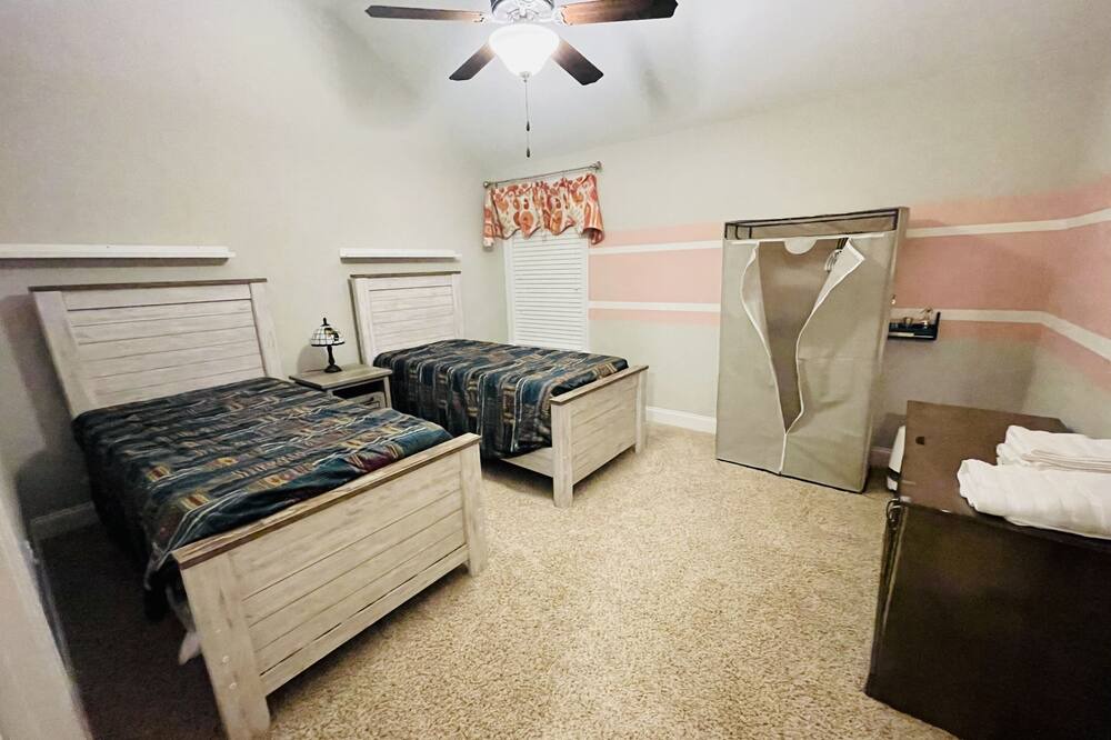 Photo of Bedroom in Canterbury Farms