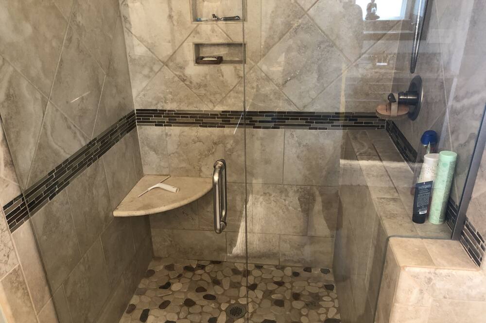 Photo of Bathroom in Canterbury Farms