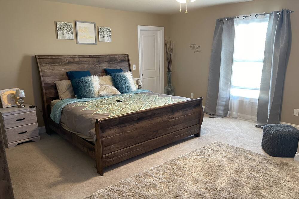 Photo of Bedroom in Huntsville