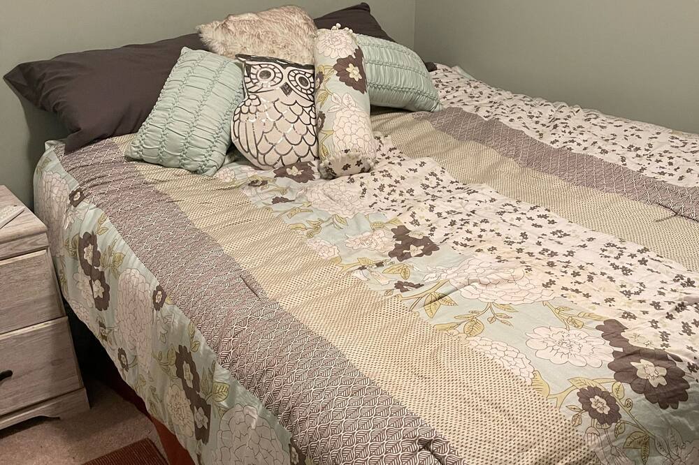 Photo of Bedroom in Huntsville