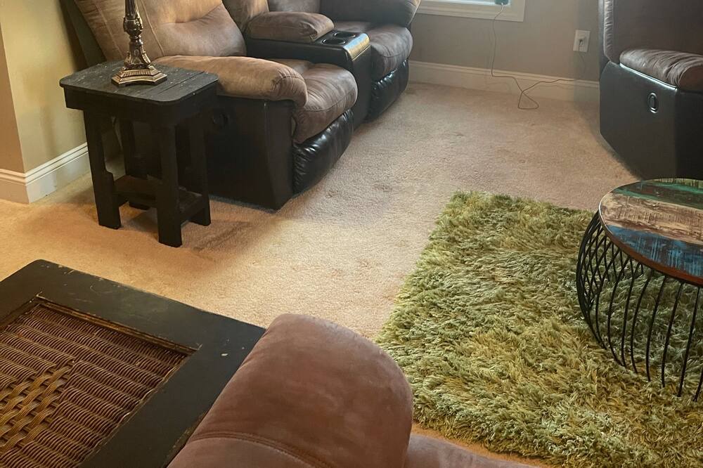 Photo of Livingroom in Huntsville