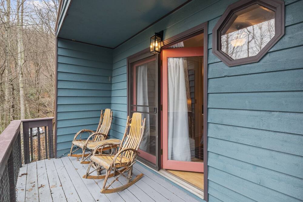 Photo of Patio Balcony in Cataloochee Ranch