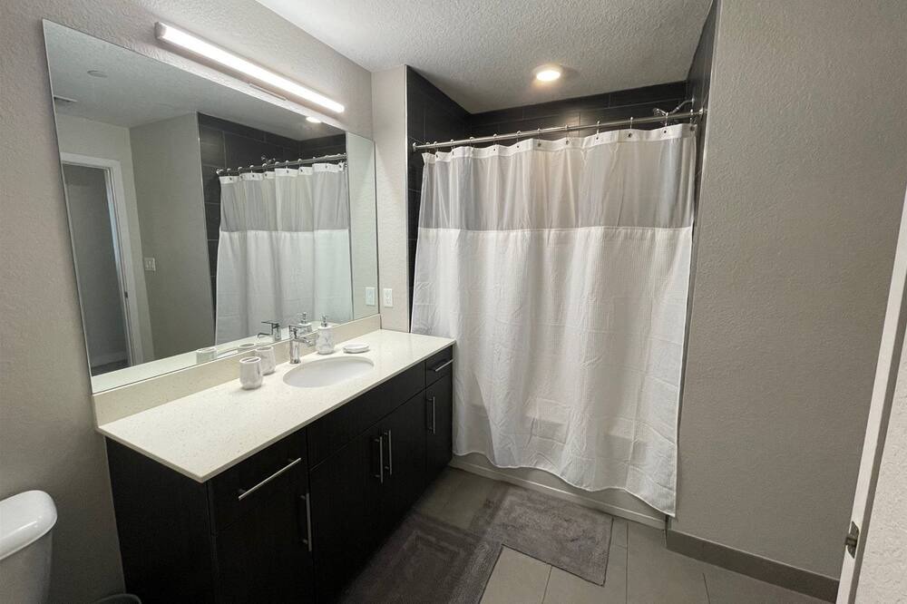 Photo of Bathroom in Daytona Beach