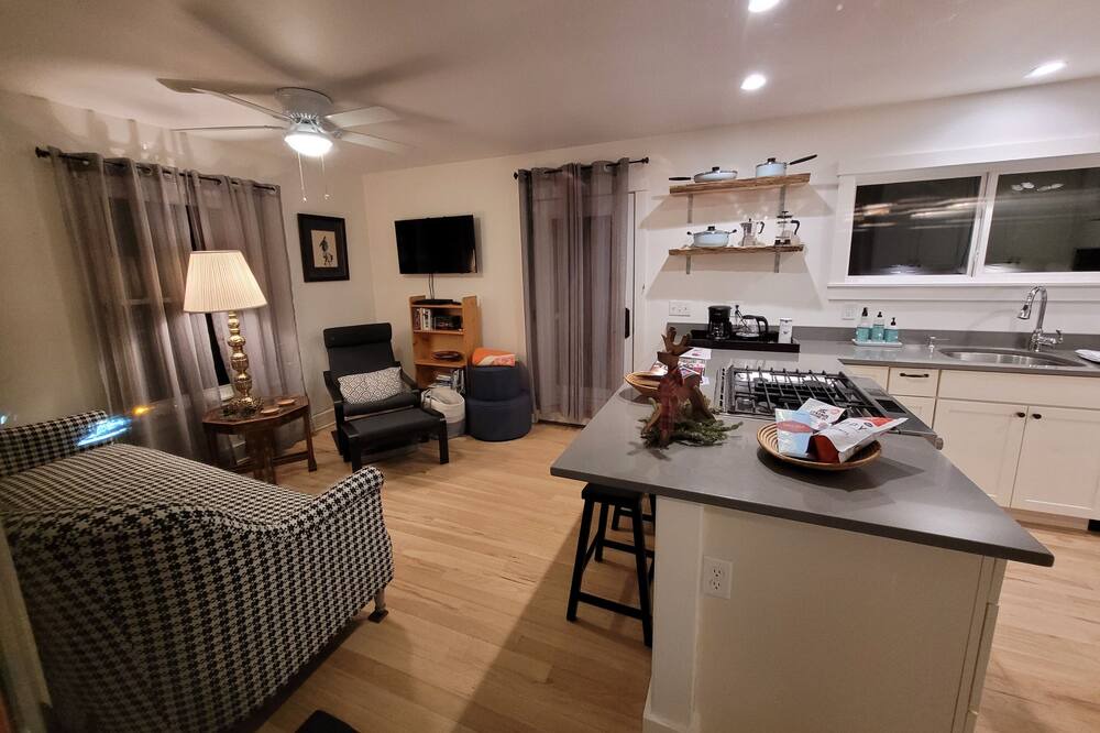 Photo of Kitchen in Five Points