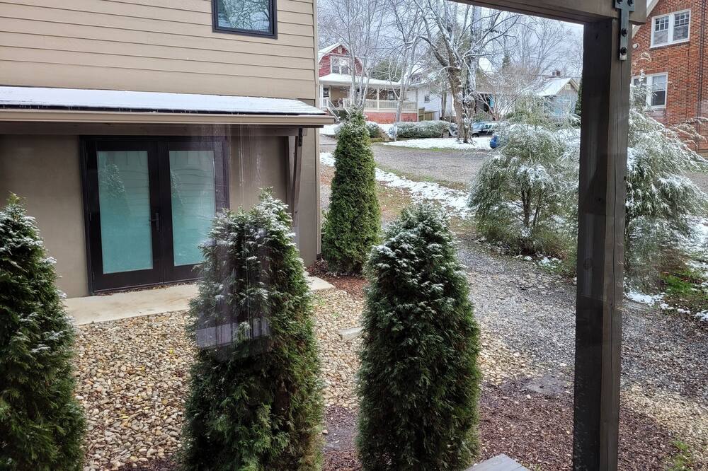 Photo of Outdoor in Five Points