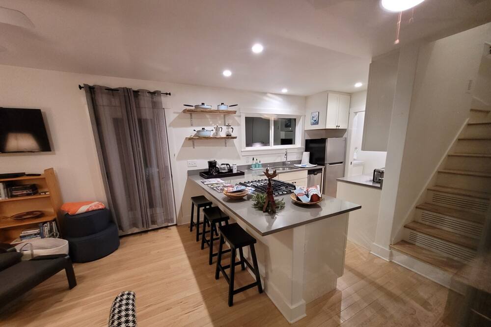 Photo of Kitchen in Five Points