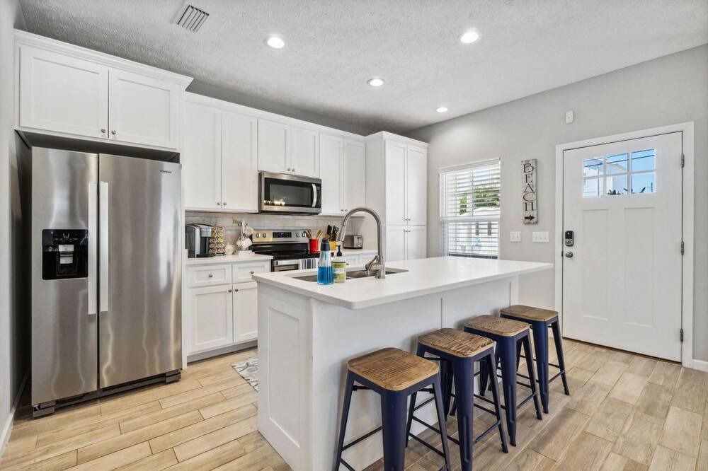 Photo of Kitchen in Laguna Beach