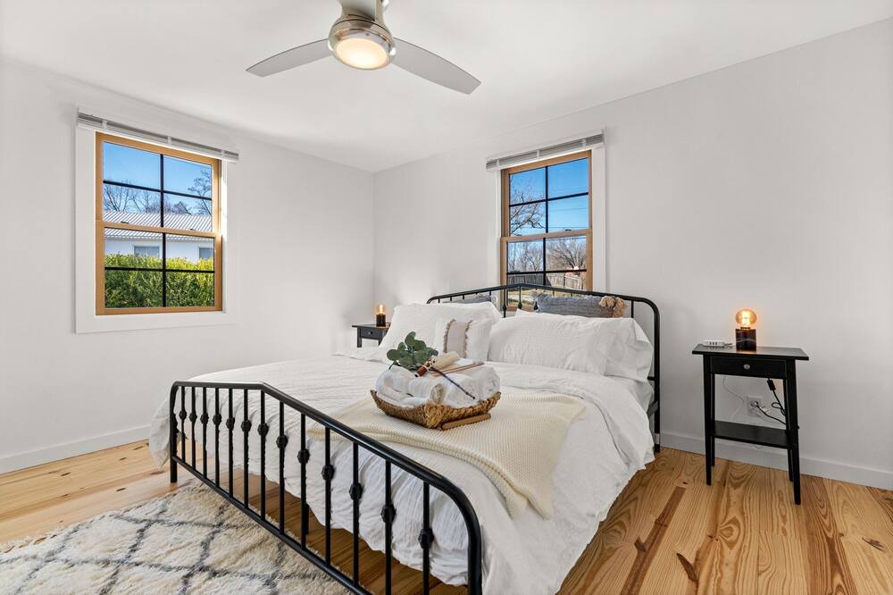 Photo of Bedroom in Marshall