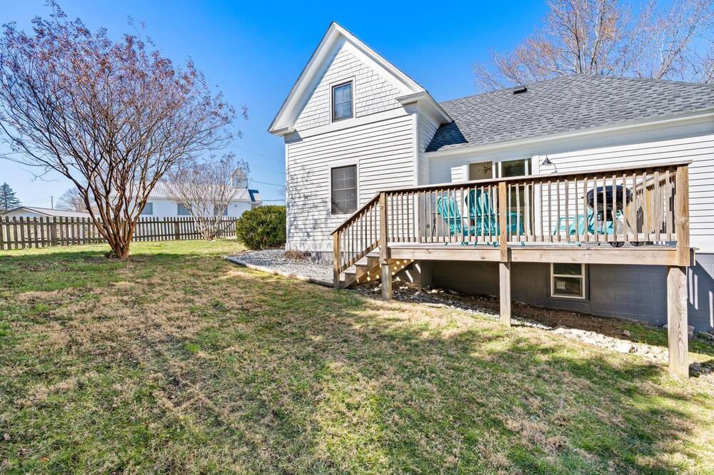 Photo of Outdoor in Marshall