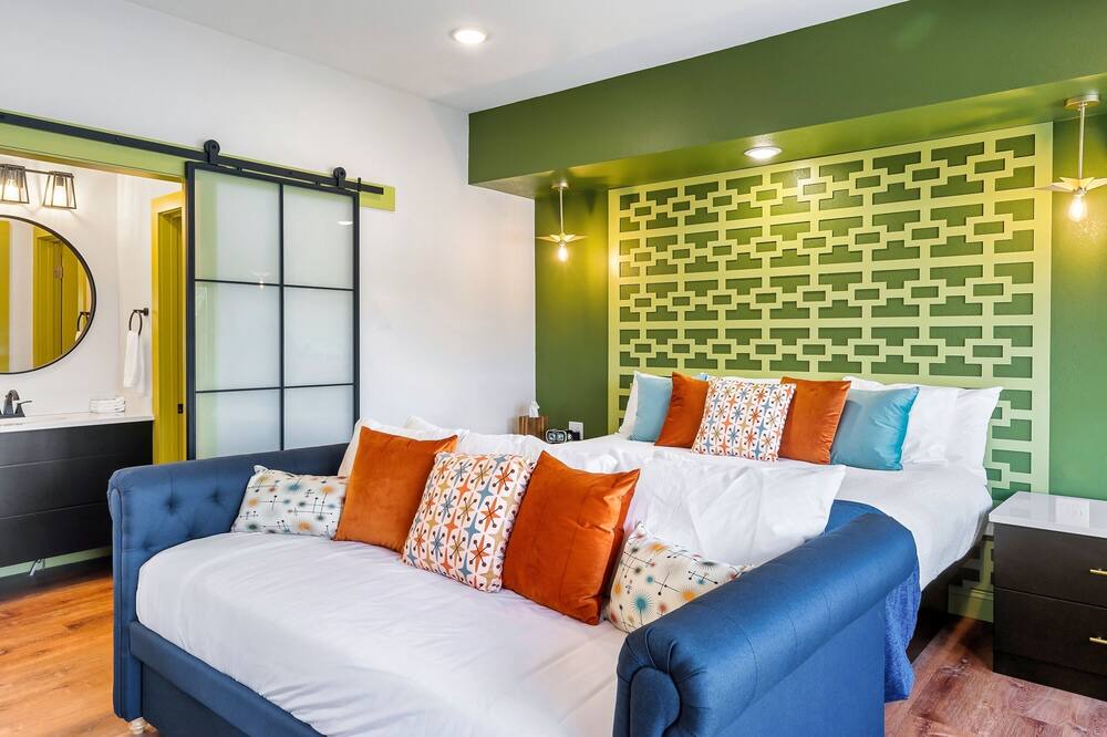 Photo of Bedroom in Dandridge