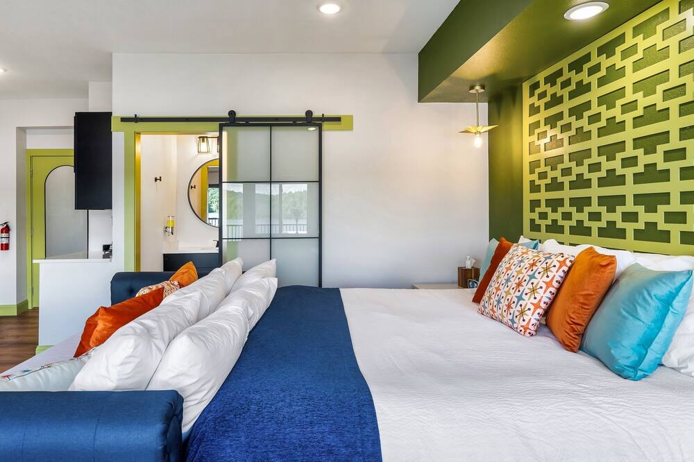 Photo of Bedroom in Dandridge