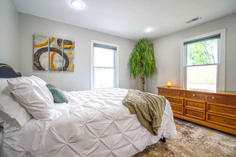 Photo of Bedroom in Laceys Spring
