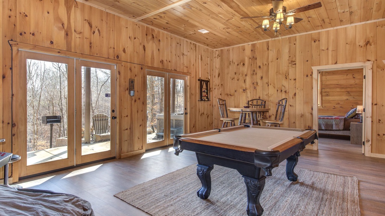 Photo of Bedroom in Sevierville