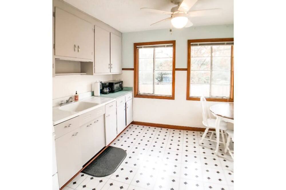 Photo of Kitchen in Midtown