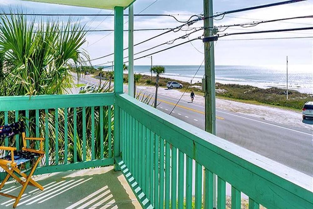 Photo of Patio Balcony in Laguna Beach