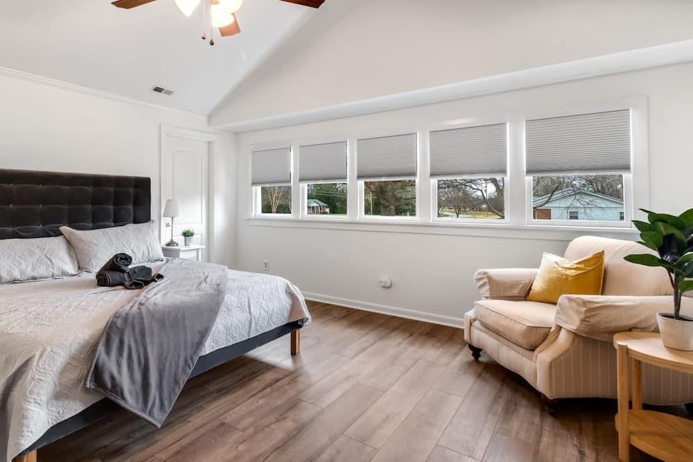 Photo of Bedroom in Moores Chapel