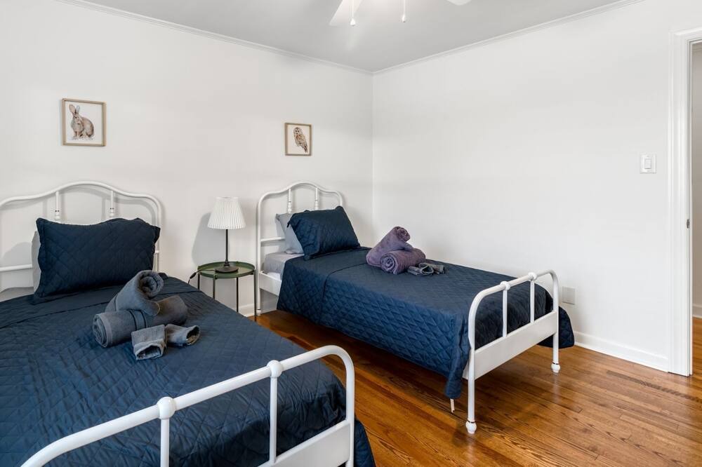 Photo of Bedroom in Moores Chapel