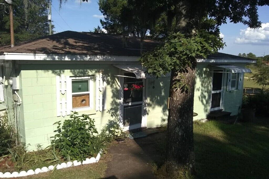 Photo of Outdoor in Pineland