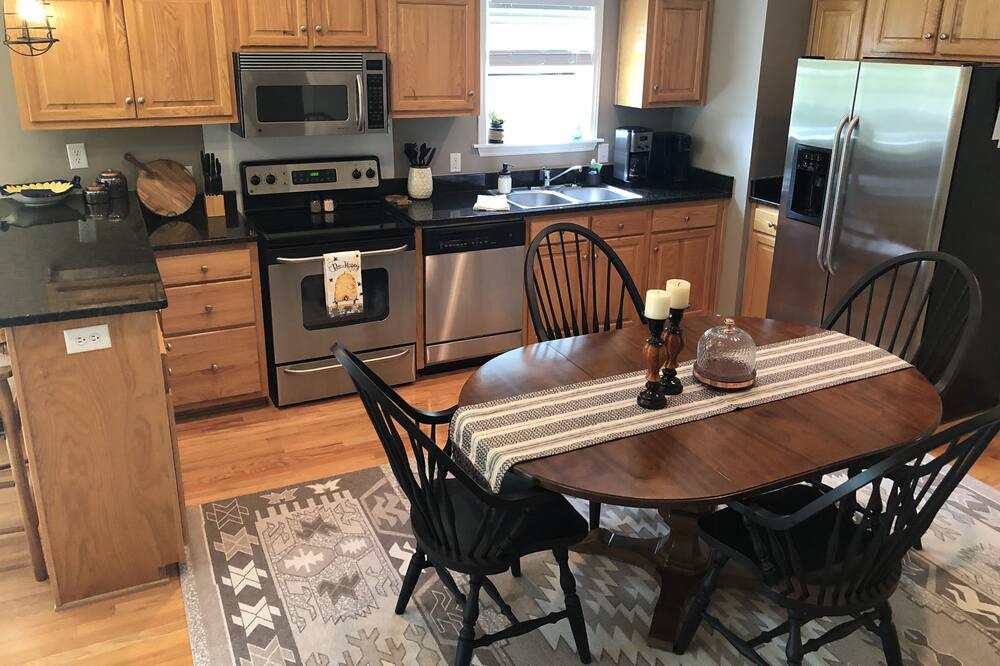 Photo of Kitchen in Lake Toxaway