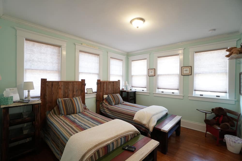 Photo of Bedroom in Conover