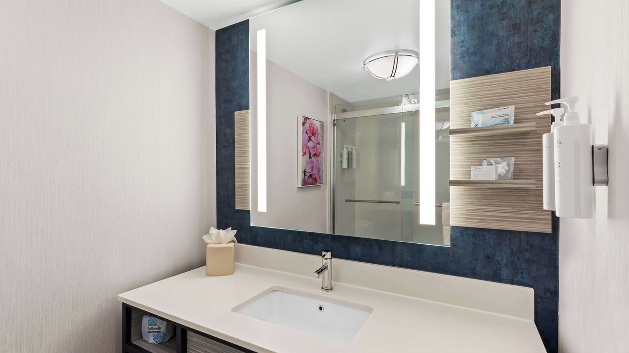 Photo of Bathroom in Eagan Park