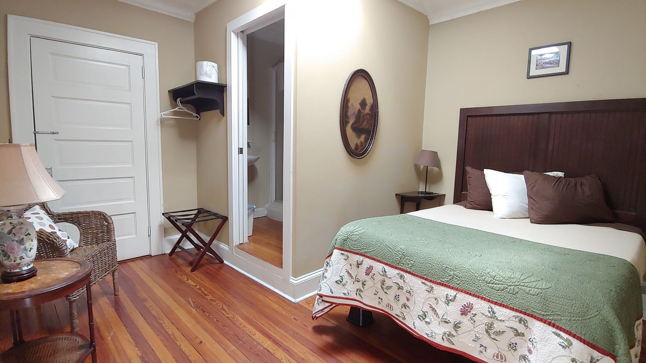 Photo of Bedroom in Hot Springs