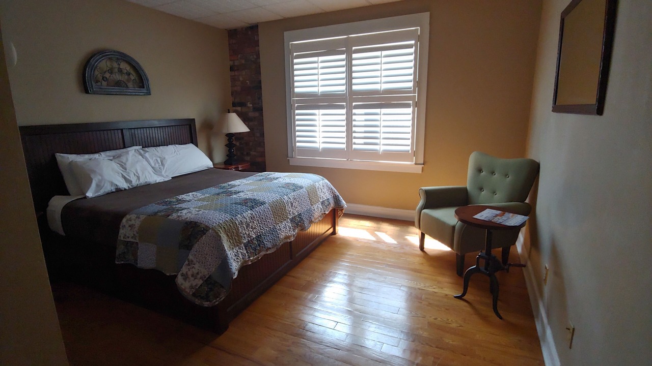 Photo of Bedroom in Hot Springs