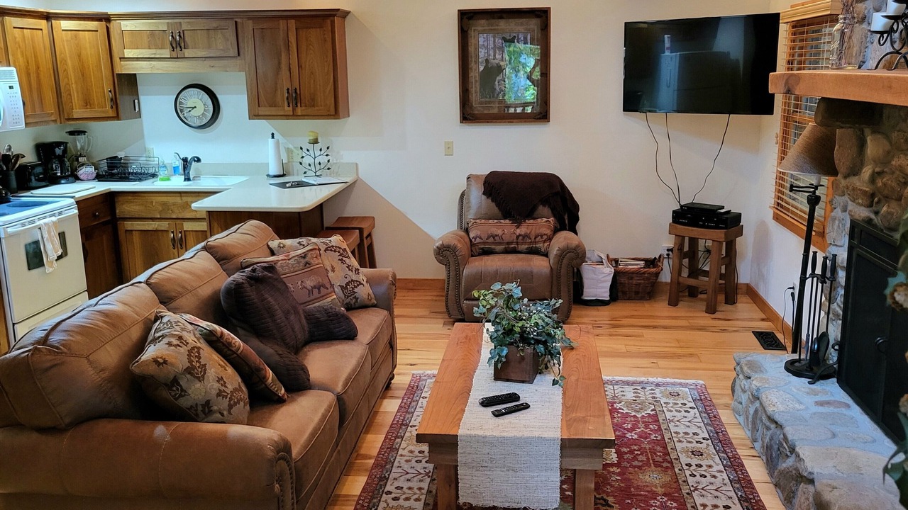 Photo of Livingroom in Canton