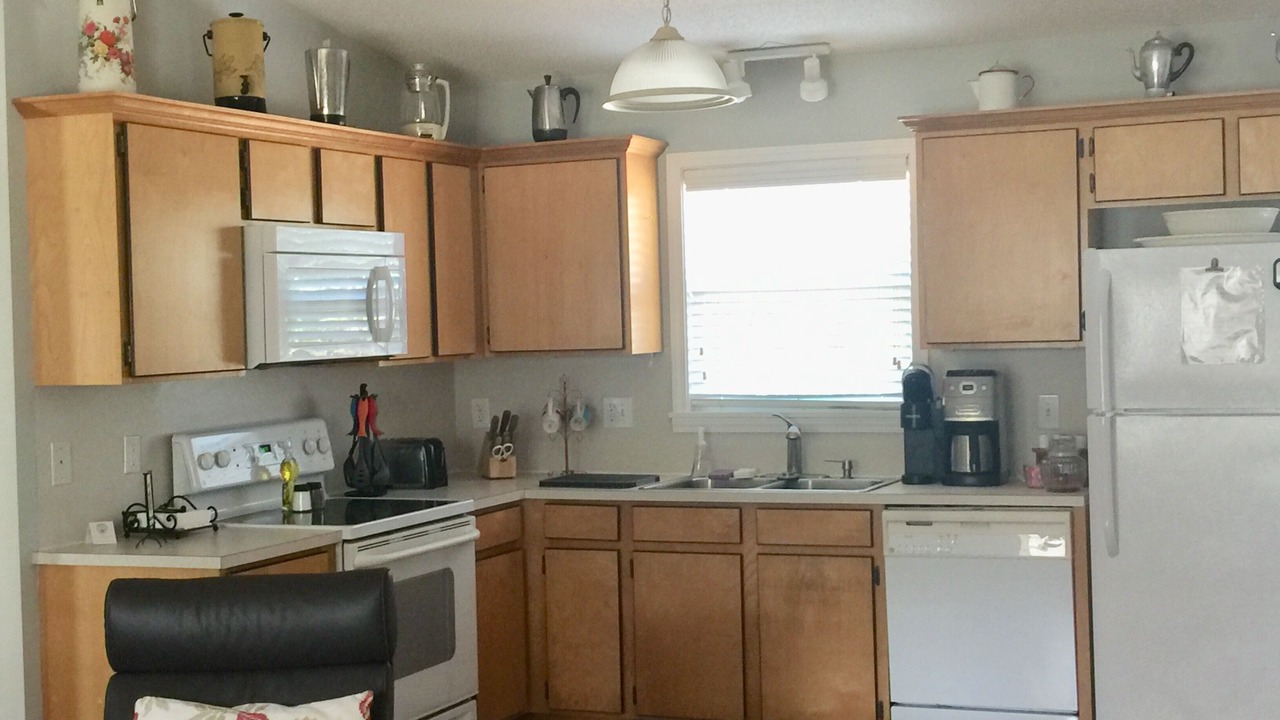 Photo of Kitchen in Davis Lake - Eastfield