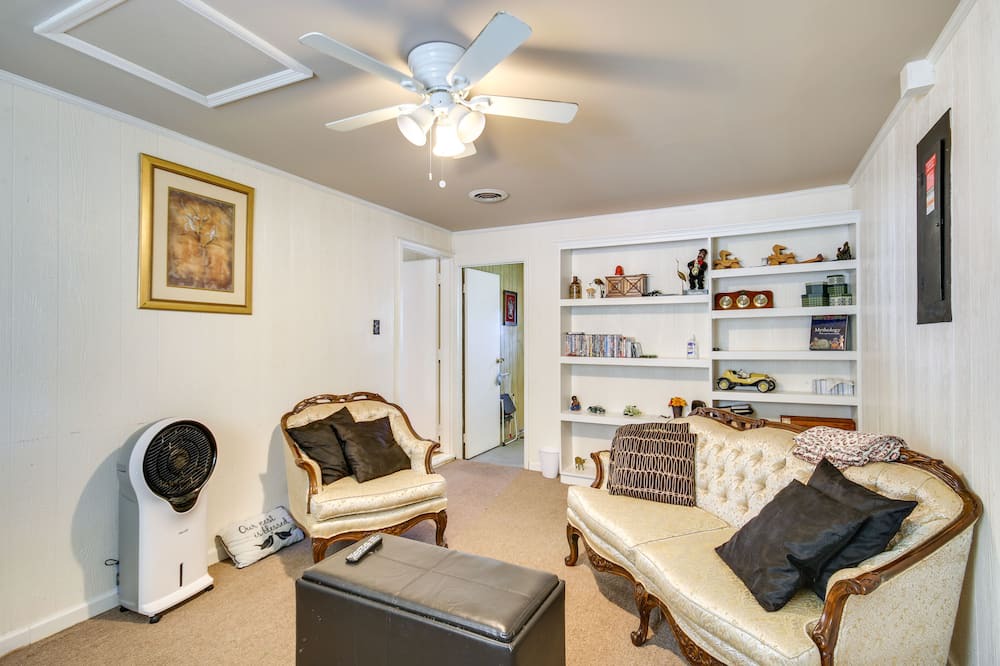 Photo of Livingroom in Aiken