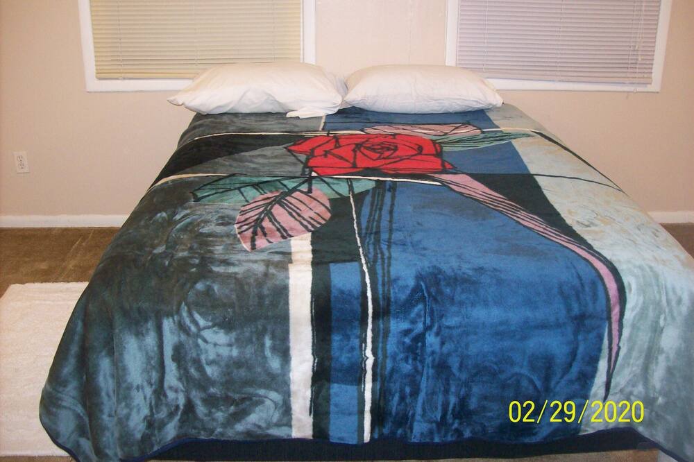 Photo of Bedroom in Augusta
