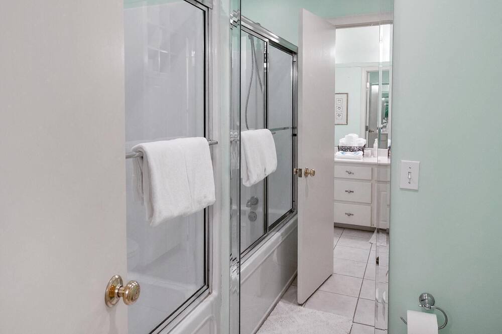 Photo of Bathroom in Dothan