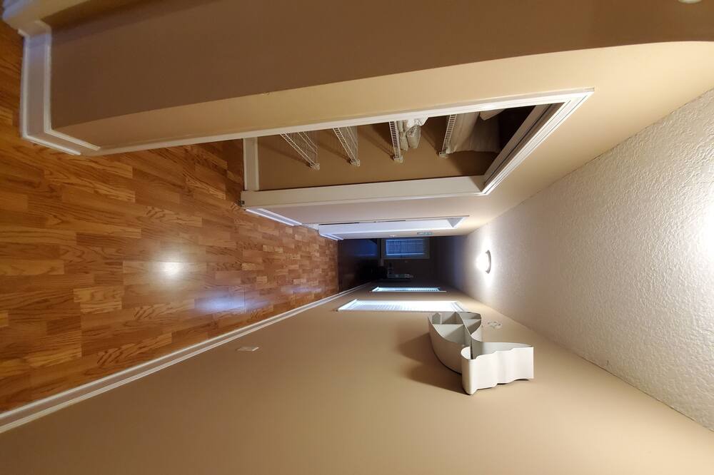 Photo of Bedroom in Dock Junction