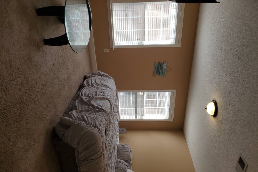 Photo of Bedroom in Dock Junction