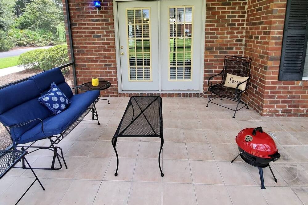 Photo of Patio Balcony in Dock Junction