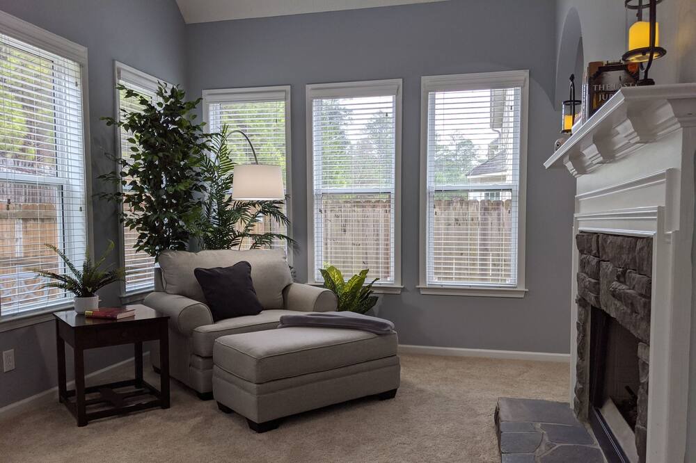 Photo of Livingroom in Fayetteville
