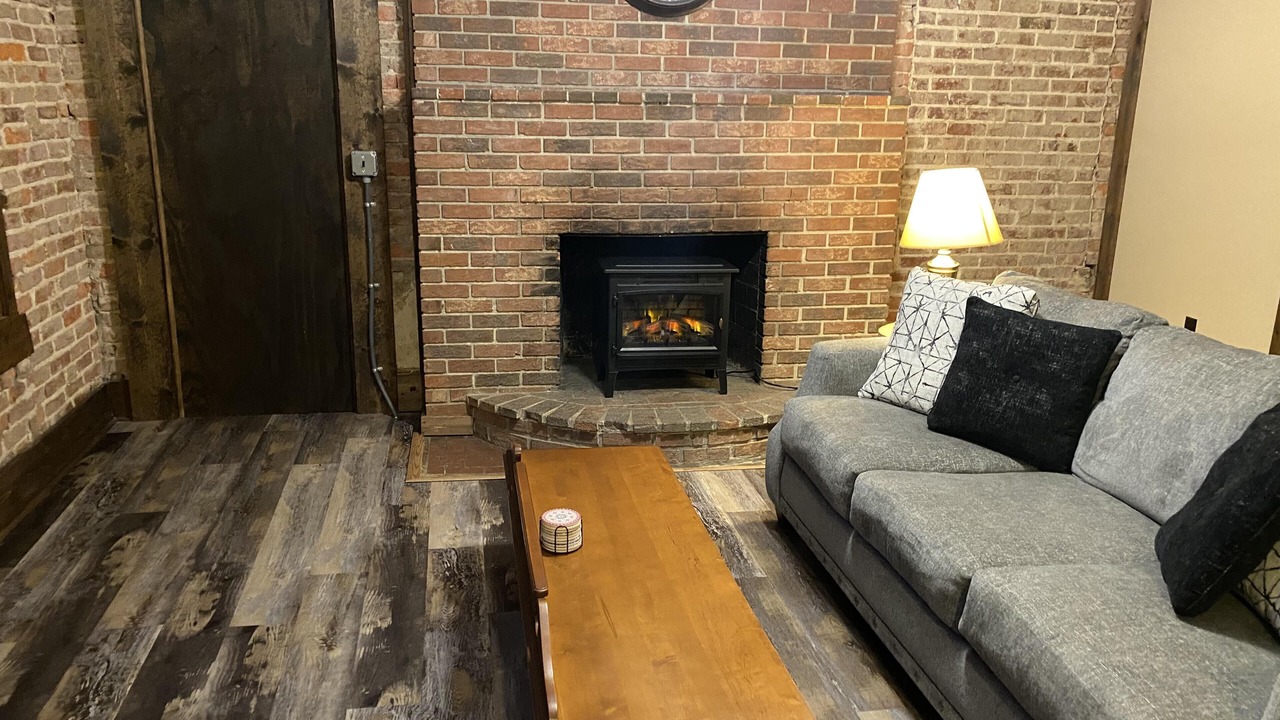 Photo of Livingroom in Canton