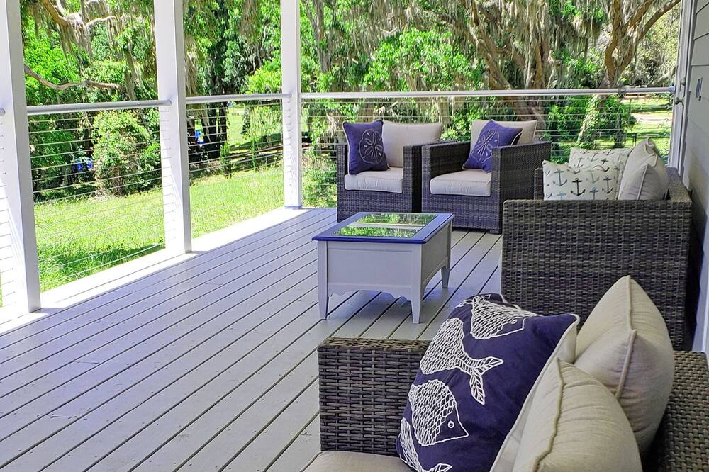 Photo of Patio Balcony in Darien
